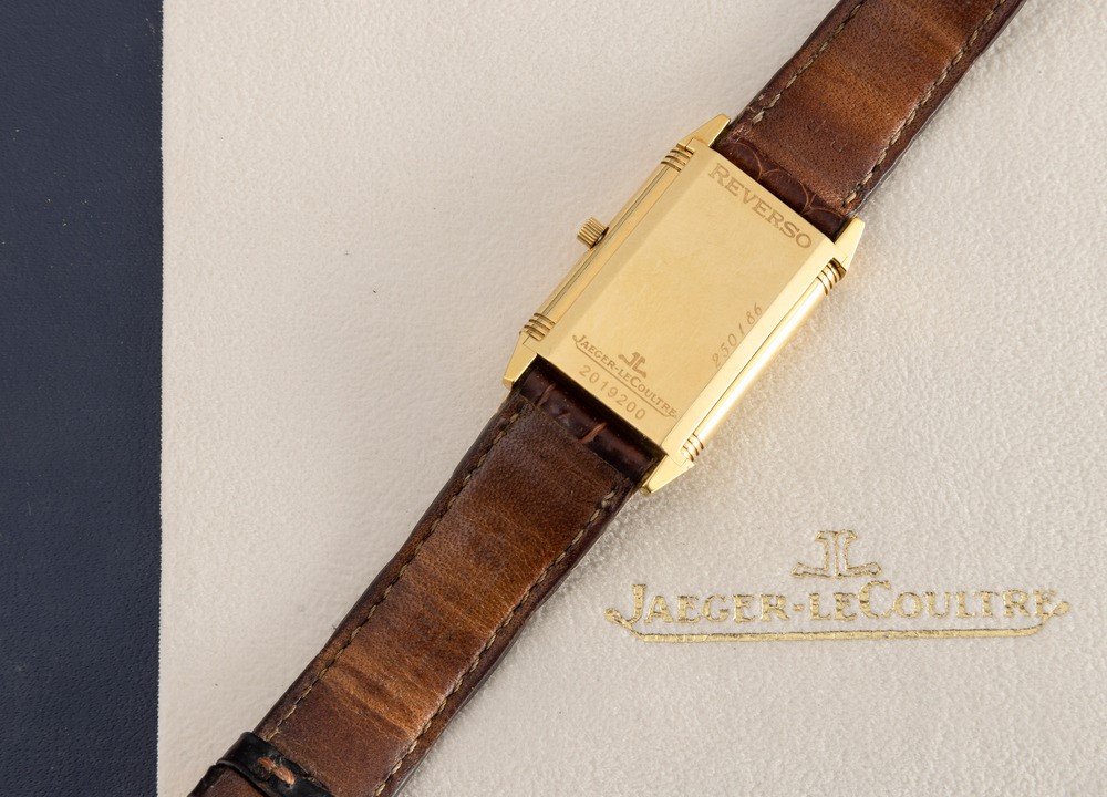 Jaeger-lecoultre - Classico ed Iconico Reverso Classique in Oro Giallo 18k Quadrante Argentè Bito...