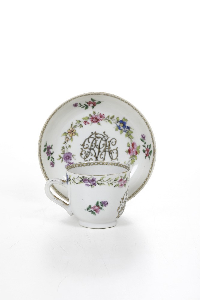 Tazza con Piattino, XIX Secolo (?)