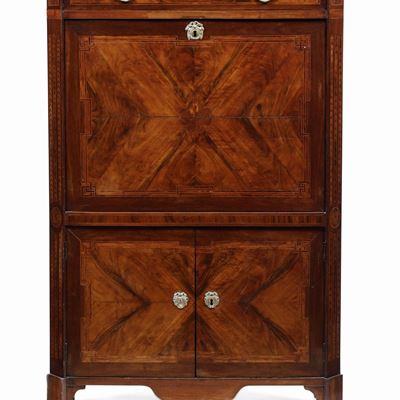 Secretaire in Legno Lastronato e Filettato. Fine XVIII Secolo