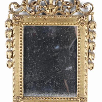 Specchiera in Legno Intagliato e Dorato. XIX Secolo
