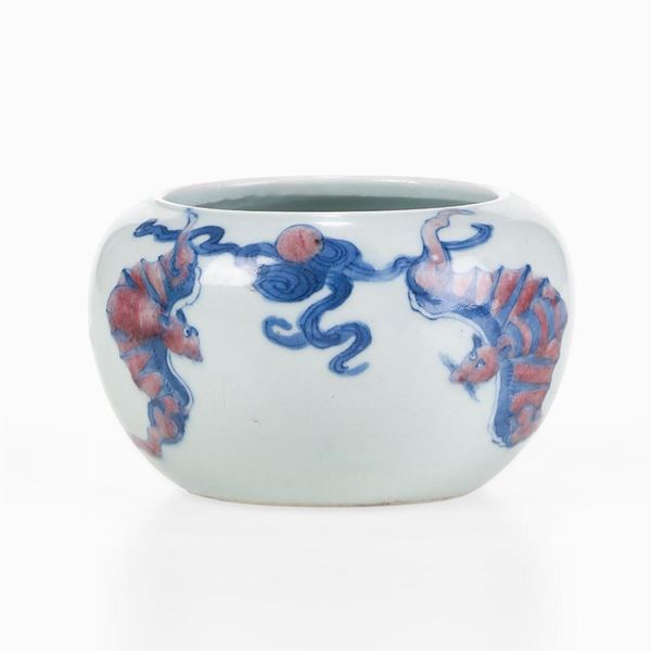 Sciacquapennelli in porcellana decoro naturalistico, Cina, Dinastia Qing, epoca Qianlong (1736-1796)