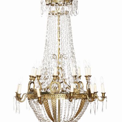 Lampadario in Bronzo Dorato e Cristalli. Francia XIX Secolo