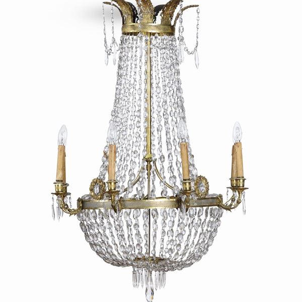 Lampadario a mongolfiera a otto luci in bronzo e cristalli. XIX secolo