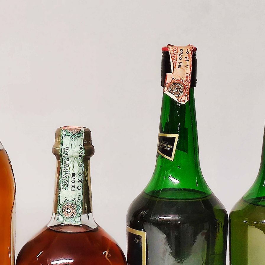 Antiquary, Lack-land, Long John, Hankey, Chivas Imperial, Vat 63, Scoth Whisky