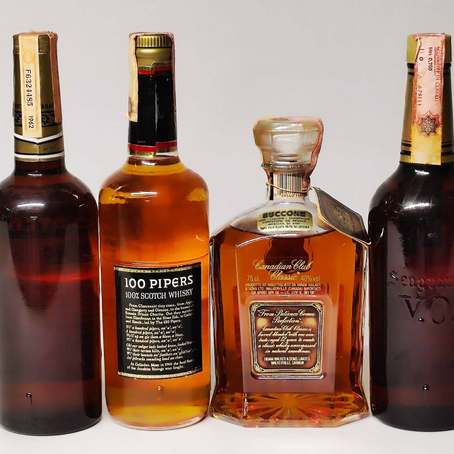 Canadian Club, Seagram's, Scoth Whisky