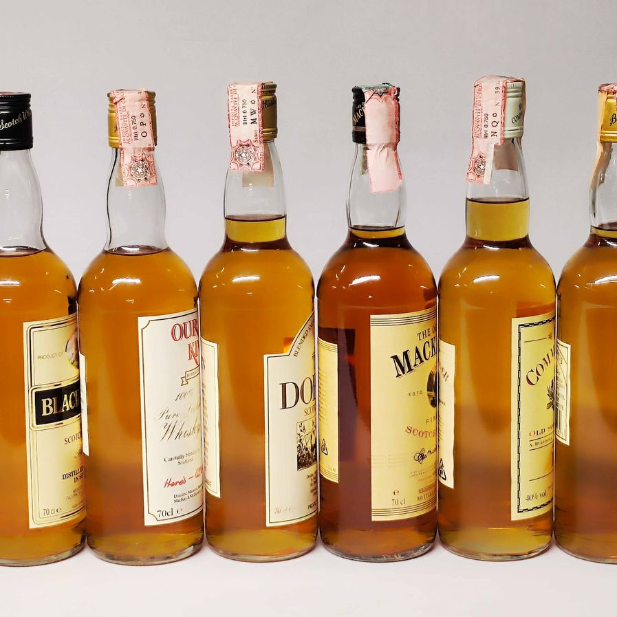 Black Castle, Our Best Kind, Doborn, Mackinlay, Commissioner, Mclane's, Scoth Whisky