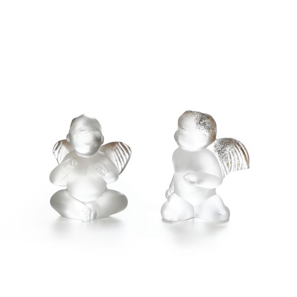 Due angeli “Elton’s Singing Angel”.<BR>Francia, Manifattura Lalique, 1997 e 1998.