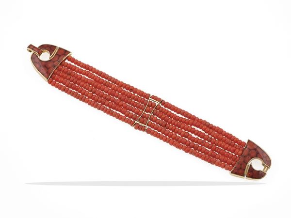 Coral and gold bracelet