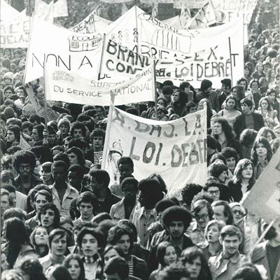 Senza Titolo (parigi, Manifestazione Studentesca)