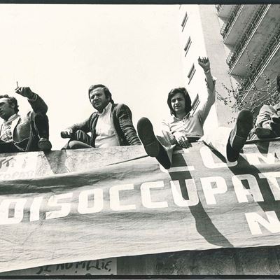 Senza Titolo (disoccupati al Collocamento a Napoli)