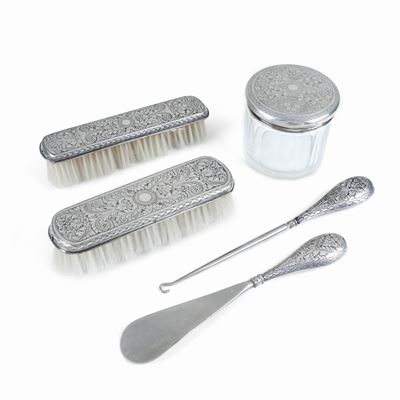 Servizio da Toelette. Argenteria Italiana del XX Secolo
