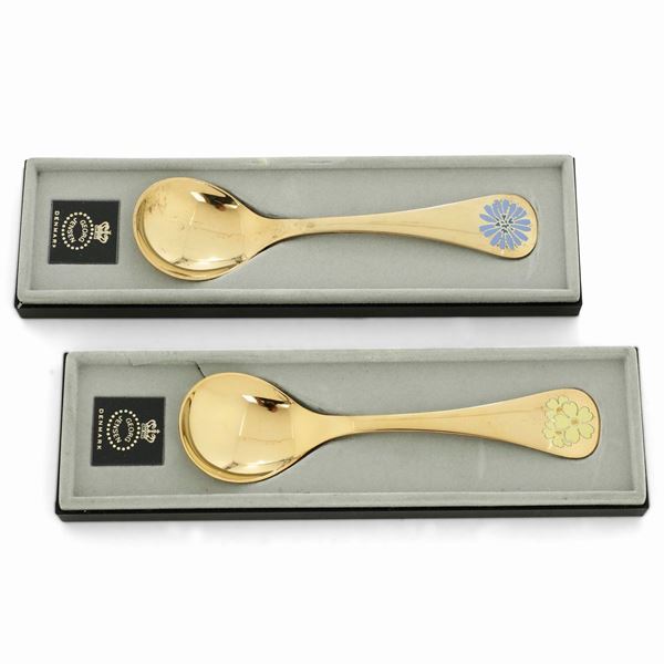 Due cucchiai. Maison Georg Jensen, Copenaghen. XX-XXI secolo