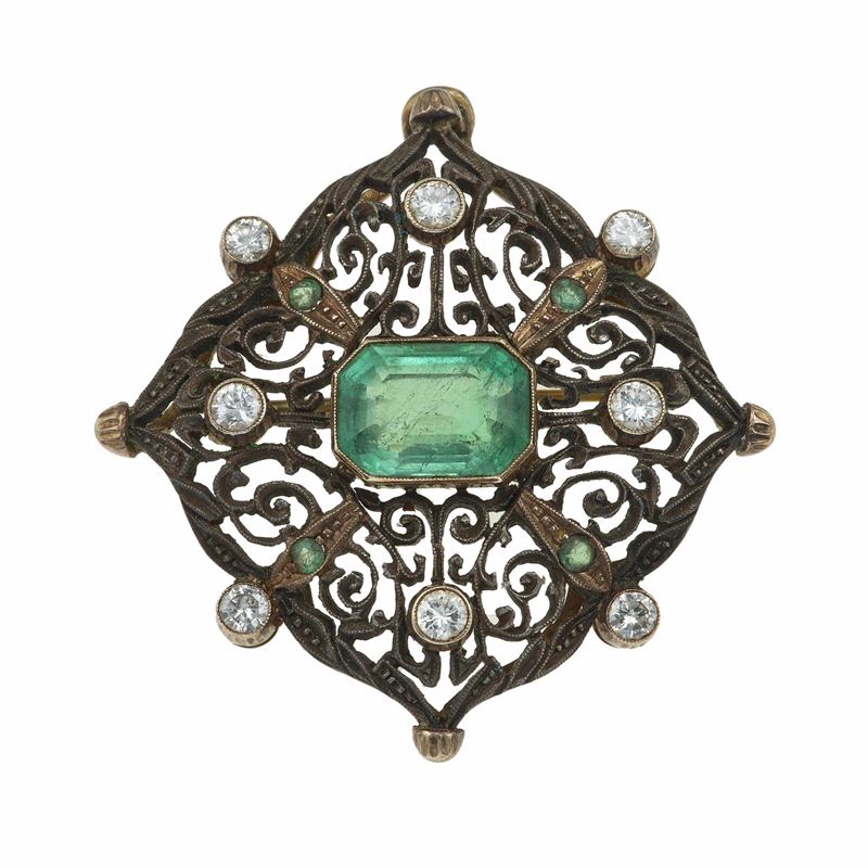 Spilla con smeraldo Colombia e piccoli diamanti  - Asta Fine Jewels - Cambi Casa d'Aste