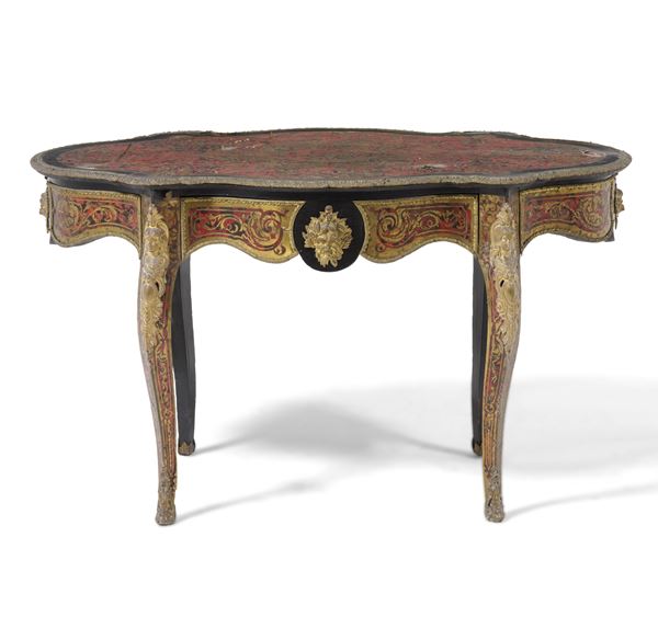 Tavolo in legno ebanizzato e decoro in bronzo e metallo dorato stile Boulle, Francia XIX secolo
