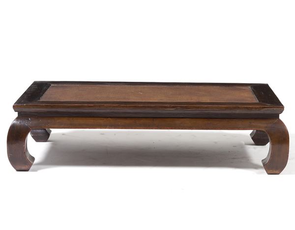 Tavolo basso in legno, Cina XX secolo