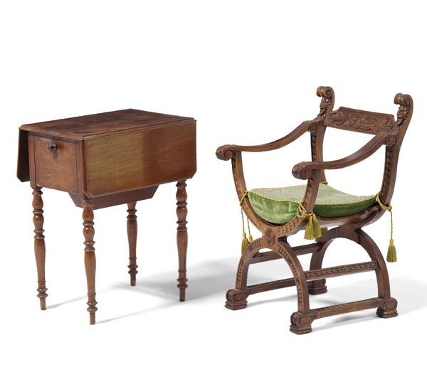 Tavolino e sedia in legno intagliato