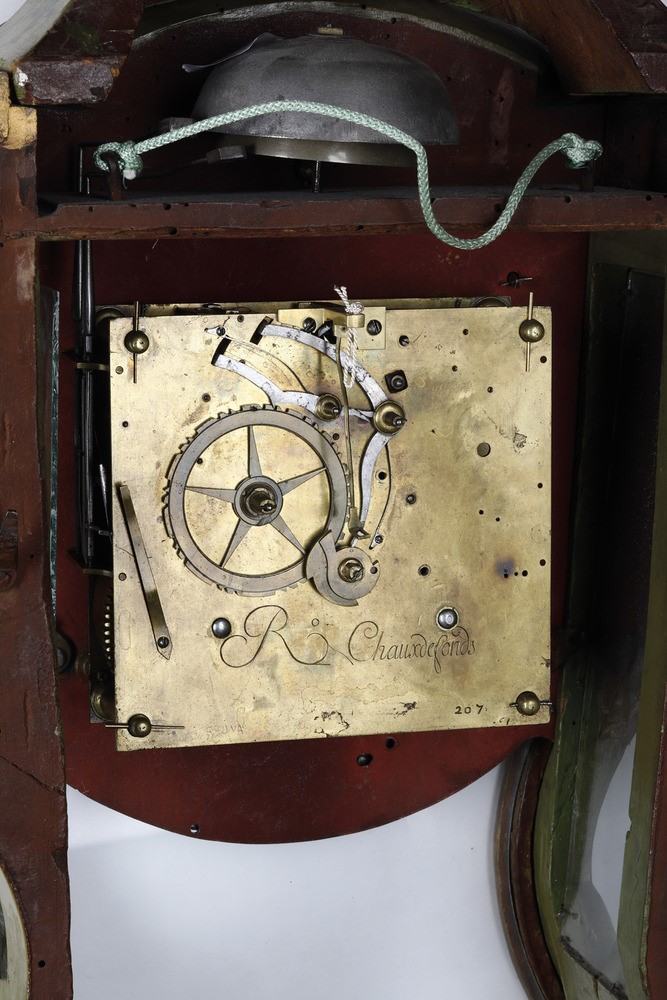Pendola del Tipo "neuchateloise" su Mensola. XVIII-XIX Secolo