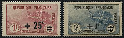 1922, Francia, “orfanelli”