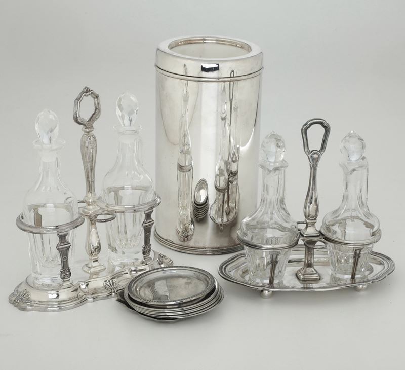 Lotto di oggetti in argento. Argenteria italiana del XX secolo, vari argentieri  - Auction Silverware - Cambi Casa d'Aste