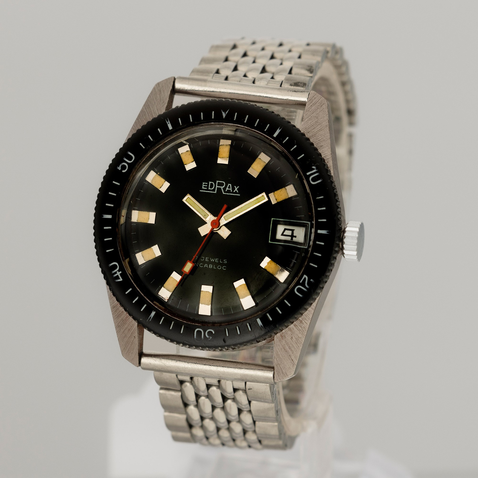 Edrax - Diver in Acciaio Carica Manuale, Quadrante Nero con Indici Luminosi, Datario e Ghiera Gir...