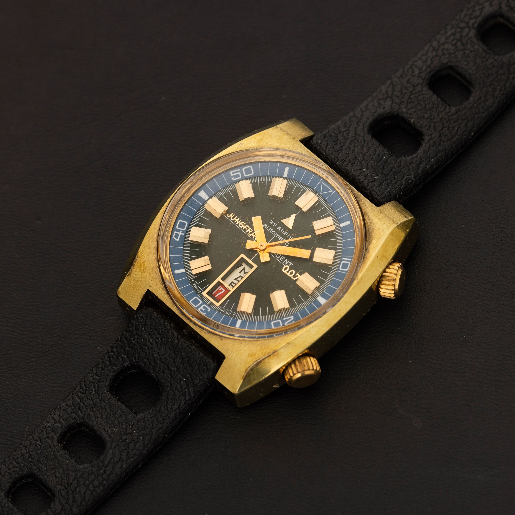 Jungfrau - Orologio di Forma Tonneau "007" in Acciaio Laminato Automatico con Indicazione di Gior...