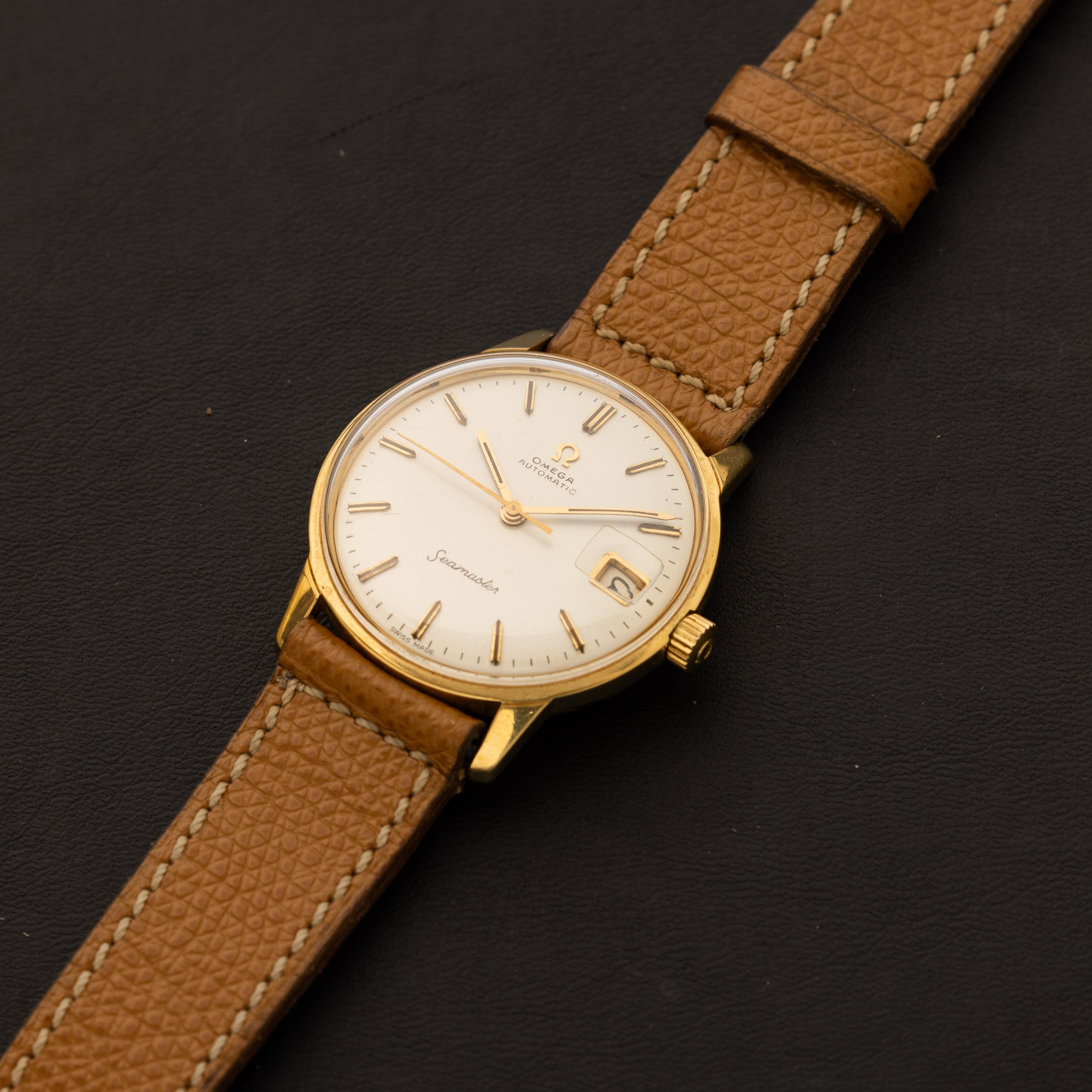 Omega - Seamaster in Oro Giallo 18k con Movimento Automatico e Fondo a Vite, Indicazione della Da...