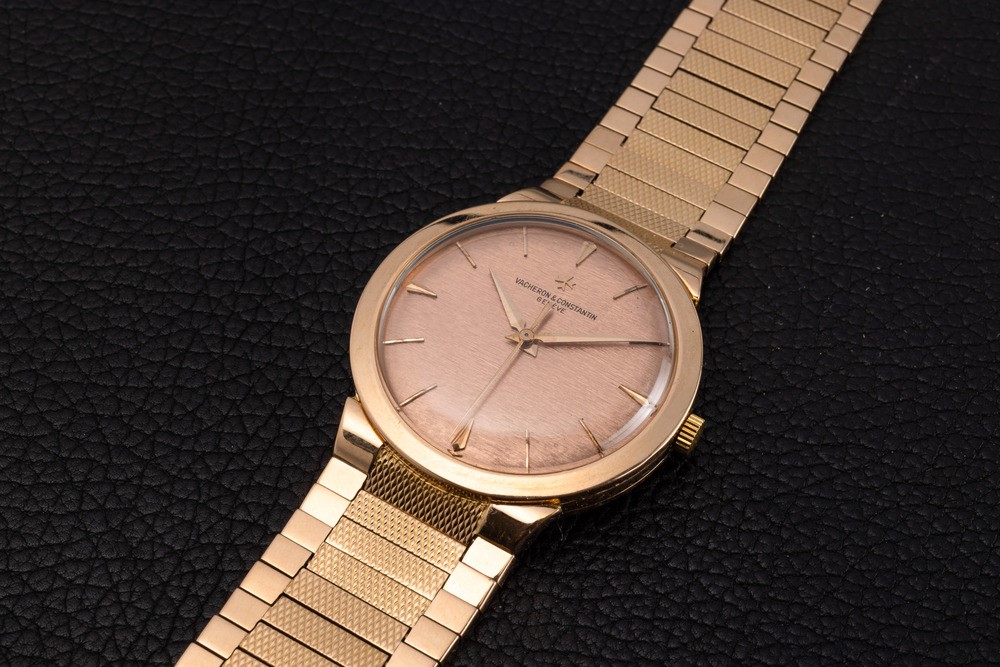 Vacheron & Constantin - Elegante e Raffinato Solotempo in Oro Rosa 18k, Quadrante Rosa con Textur...
