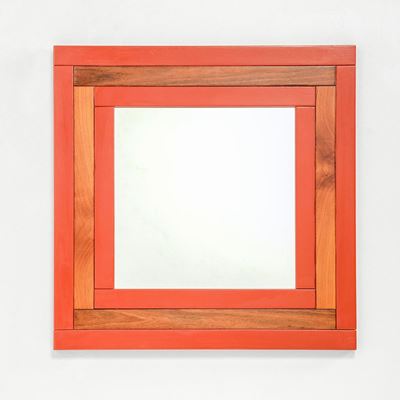 Specchio con Cornice in Legno.