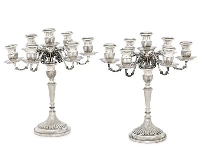 Coppia di Candelabri. Argenteria Artistica Italiana del XX Secolo, Firenze (marchio Dell'argentie...