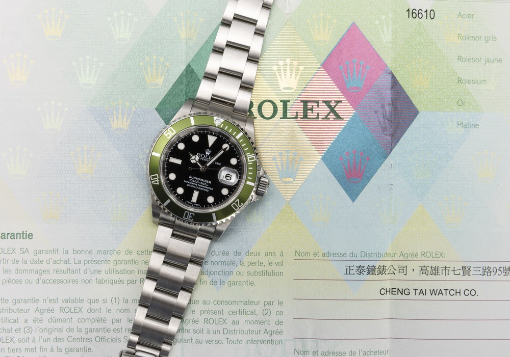Rolex - Iconico e Sportivo Submariner 16610 LV del 50° Anniversario, con Ghiera Girevole Verde, i...