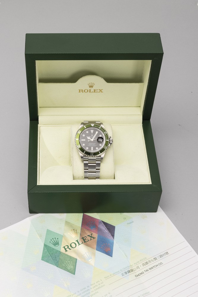 Rolex - Iconico e Sportivo Submariner 16610 LV del 50° Anniversario, con Ghiera Girevole Verde, i...