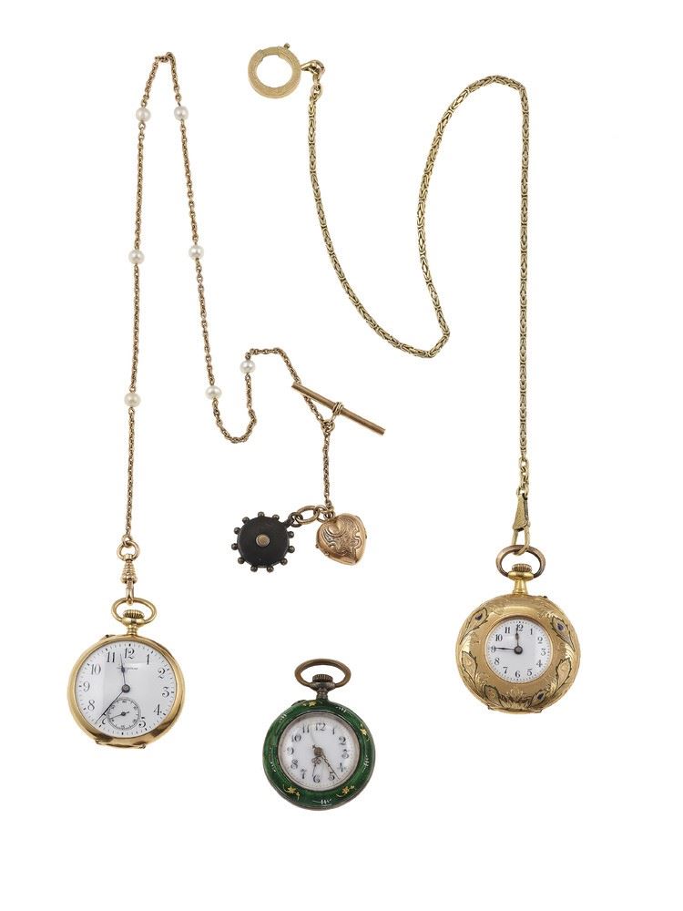Lotto composto da tre orologi da tasca di cui due con catena    - Asta Gioielli - Cambi Casa d'Aste