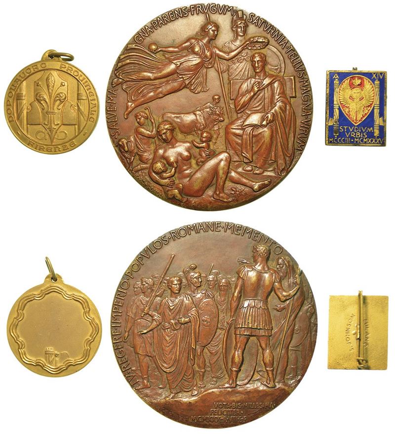 ERA FASCISTA. Lotto di due medaglie e una spilla.   - Auction Numismatics - I - Cambi Casa d'Aste