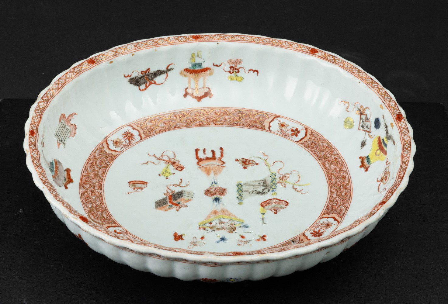Vassoio in Baccellato con Decori Naturalistici, Cina, Dinastia Qing, Epoca Qianlong (1736-1796)