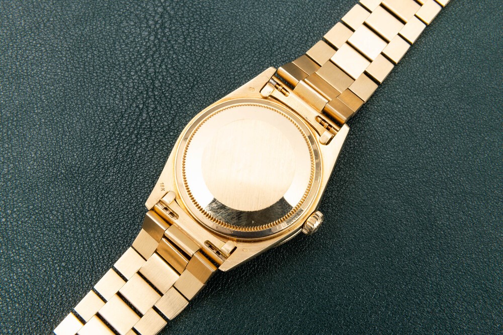 Rolex - Affascinante e Prezioso Day Date President in Oro Giallo 18k con Diamanti Finemente Incas...