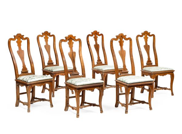 Sei sedie "a pattona" in legno intagliato, Lucca XVIII secolo