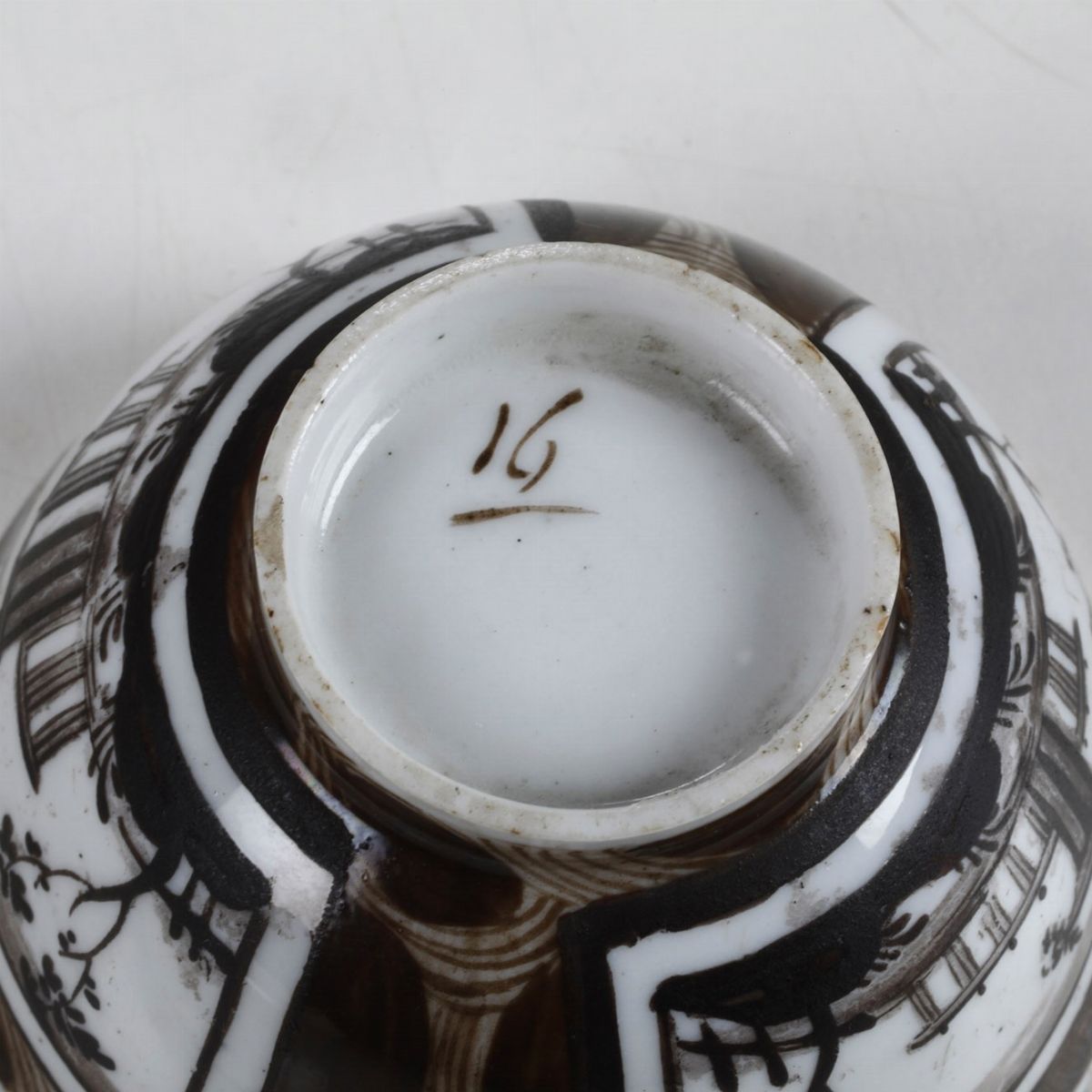 Una Tazza e un Piattino.nove, Manifattura Antonibon-baroni, 1800-1825.