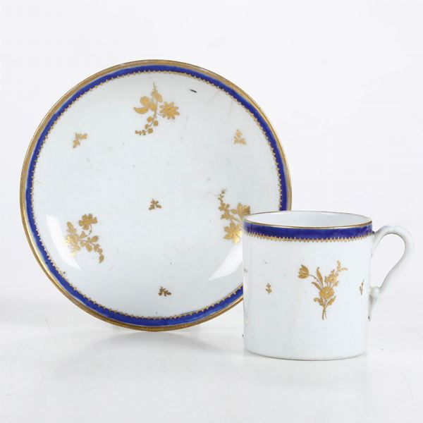 Tazza con piattino. Nove, Manifattura Antonibon, fine XVIII - inizio XIX secolo.