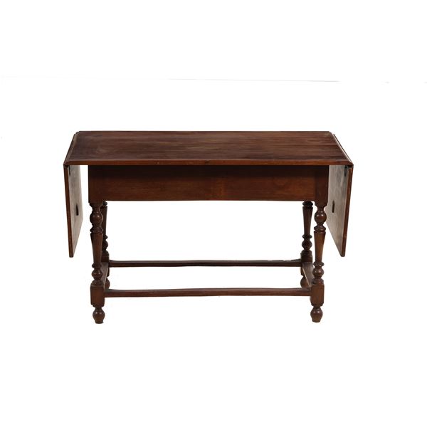 Tavolo ad alette. XIX secolo