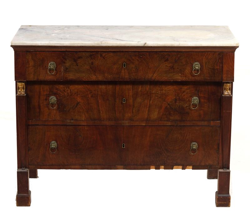 Cassettone Impero lastronato in piuma di mogano. XIX secolo  - Auction Antique - Cambi Casa d'Aste