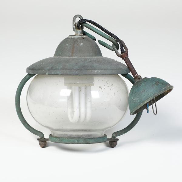 Lampada da esterno in metallo