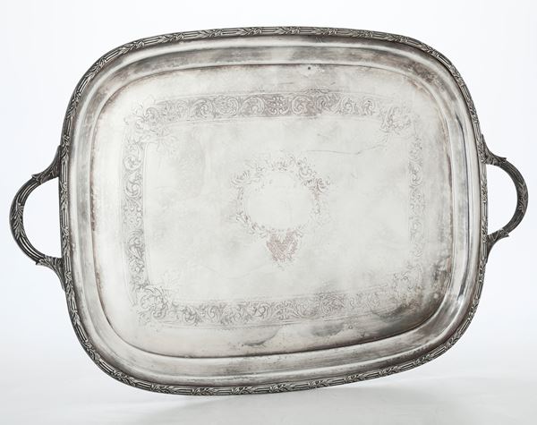 Vassoio biansato in metallo argentato