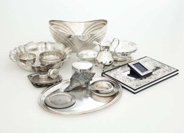 Lotto di oggetti in argento. Varie manifatture del XX-XXI secolo