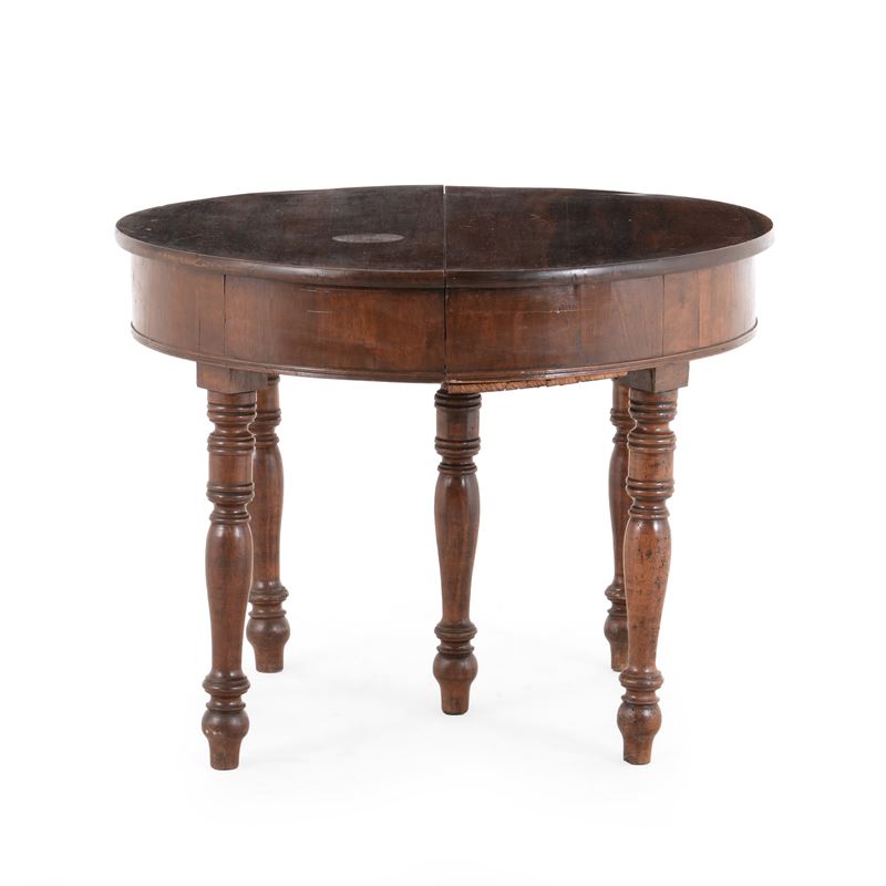 Tavolo con piano circolare. XIX secolo  - Auction Antiquariato - Cambi Casa d'Aste