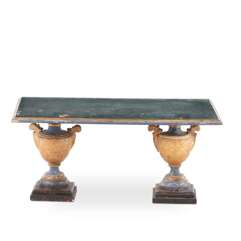 Tavolino realizzato con antichi vasi in legno intagliato e dipinto  - Auction Antique - Cambi Casa d'Aste