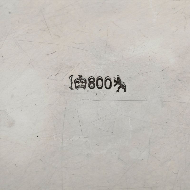 Insieme di Oggetti in Argento. Differenti Epoche e Manifatture Italiane ed Estere