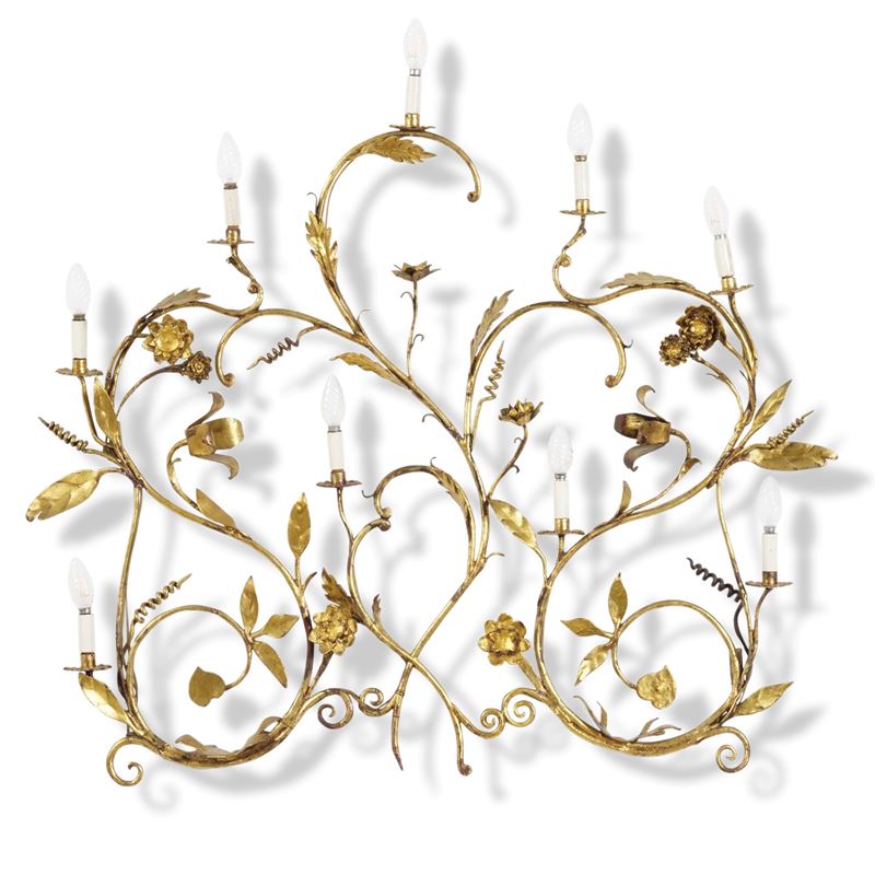 Grande applique in metallo dorato  - Asta Antiquariato - Cambi Casa d'Aste