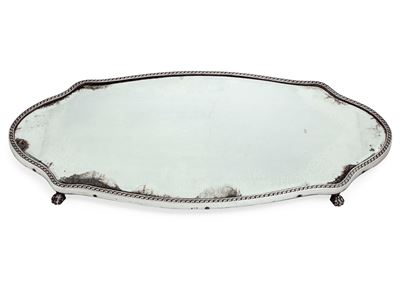Presentoire a Specchio. Argenteria Milanese del XX Secolo. Argentiere Alignani