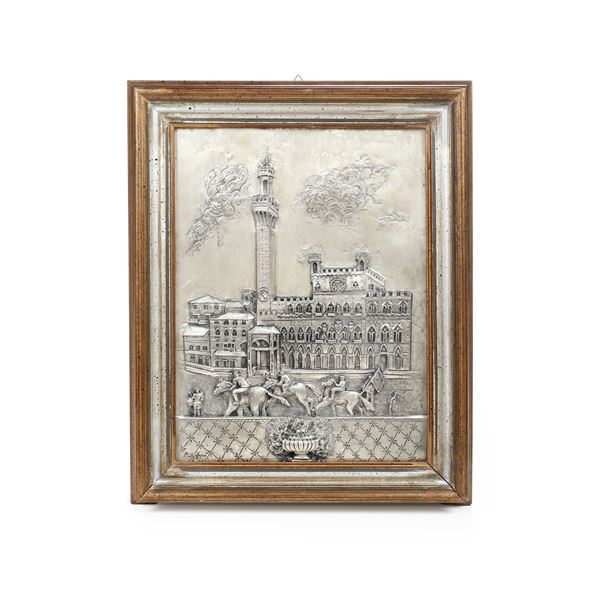 Due placche raffiguranti assedio medievale e palio di Siena. Argenteria artistica italiana del XX secolo