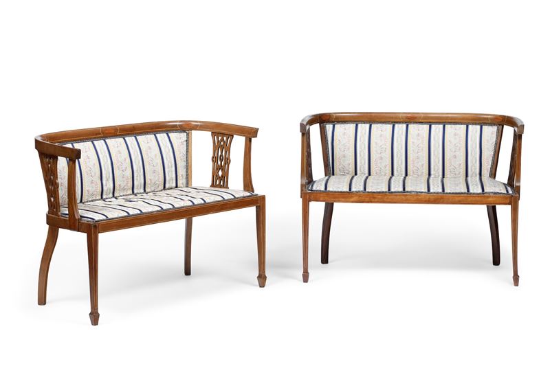 Coppia di divanetti in legno filettato. XIX secolo  - Asta Antiquariato Settembre - Cambi Casa d'Aste